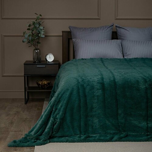 Плед искусственный мех 200х220 см темно-зеленый 5703₽