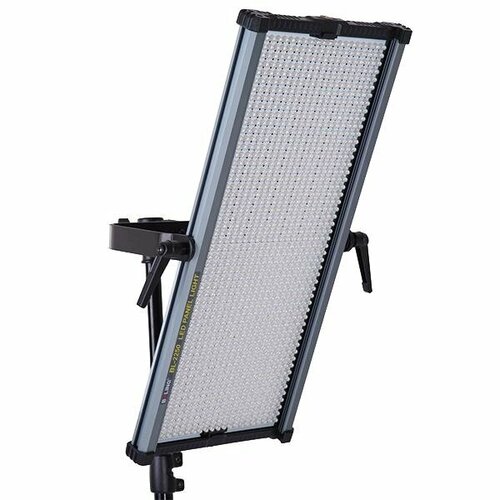 Осветитель Boling BL-2250P 5600K 2749000₽