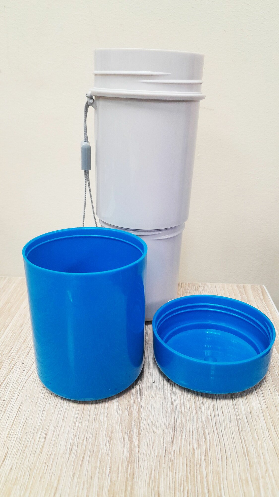 фото Бутылка походная, дорожная + стаканчик