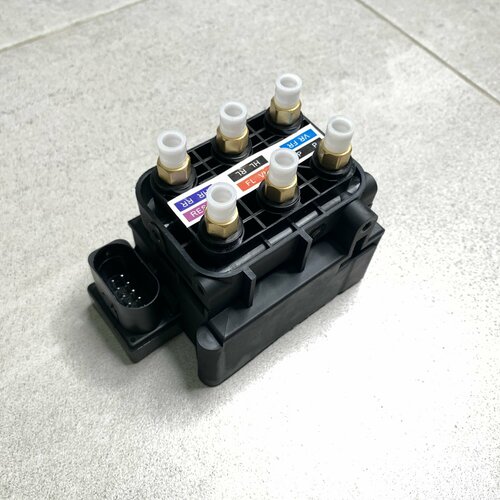 Блок клапанов для автомобилей Audi A6 C5 А6 C6 A8 D3 9200₽