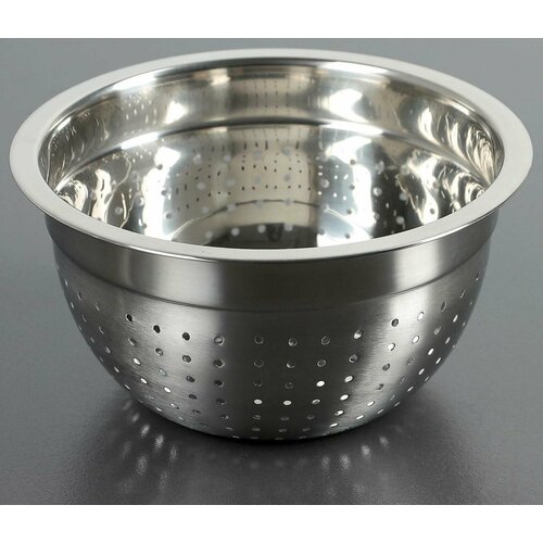 Дуршлаг из нержавеющей стали d18 см без ручек 621₽