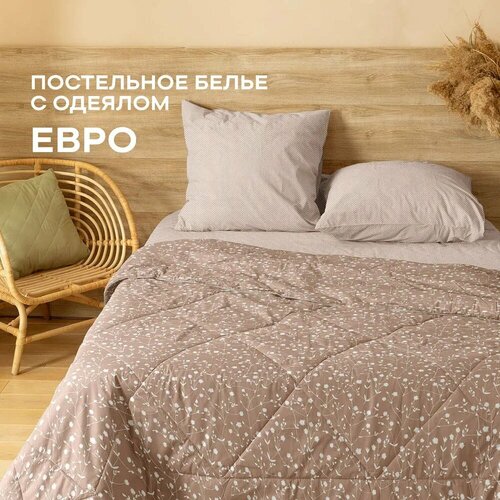 бежевый, коричневый, белый