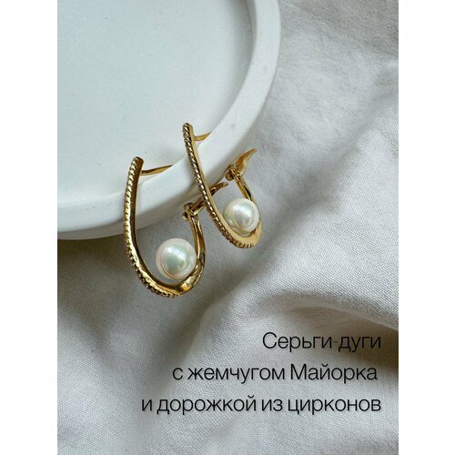 Серьги конго , фианит, жемчуг имитация, циркон, жемчуг культивированный, размер 35 мм, золотистый