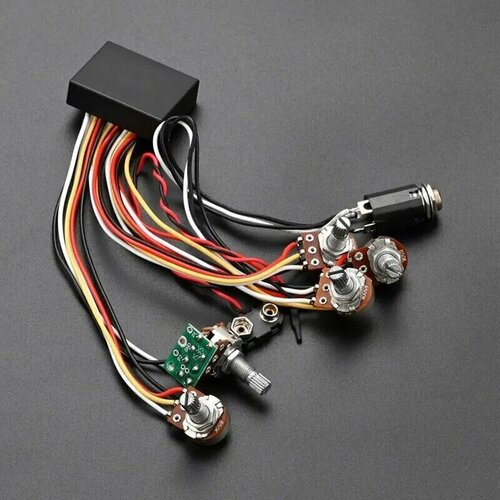 Активный басовый предусилитель для гитары 2819₽