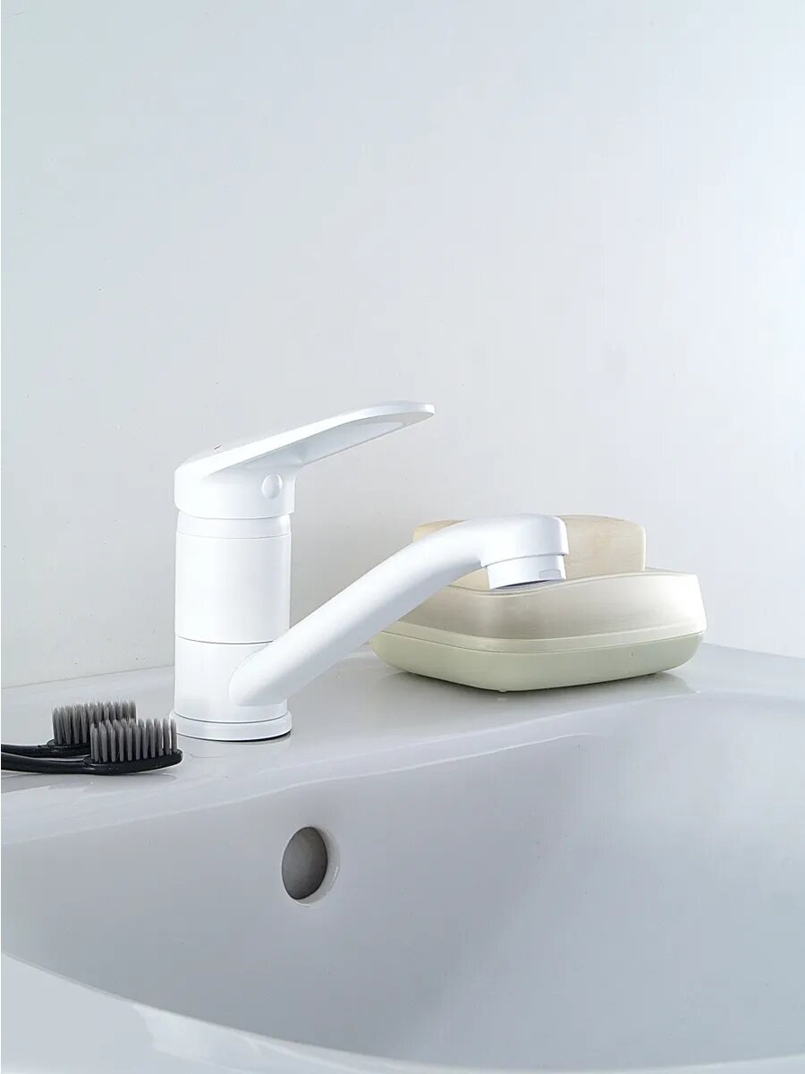 Смеситель Diadonna, латунь, однорычажный, для раковины, поворотный излив, шланг 40 см — фото 1