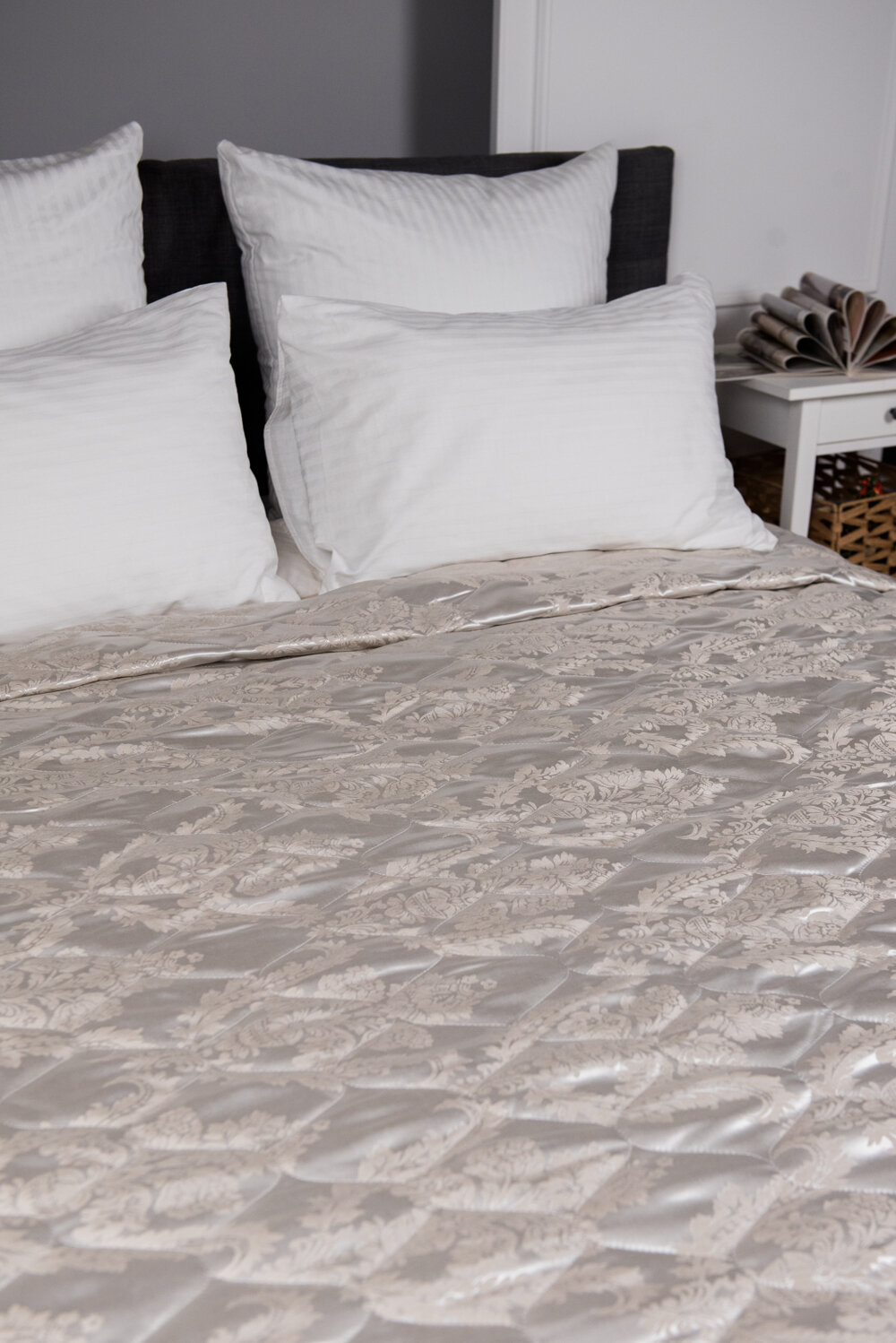 Покрывало 150х220 стёганое тафта жаккард, бежевый — фото 1