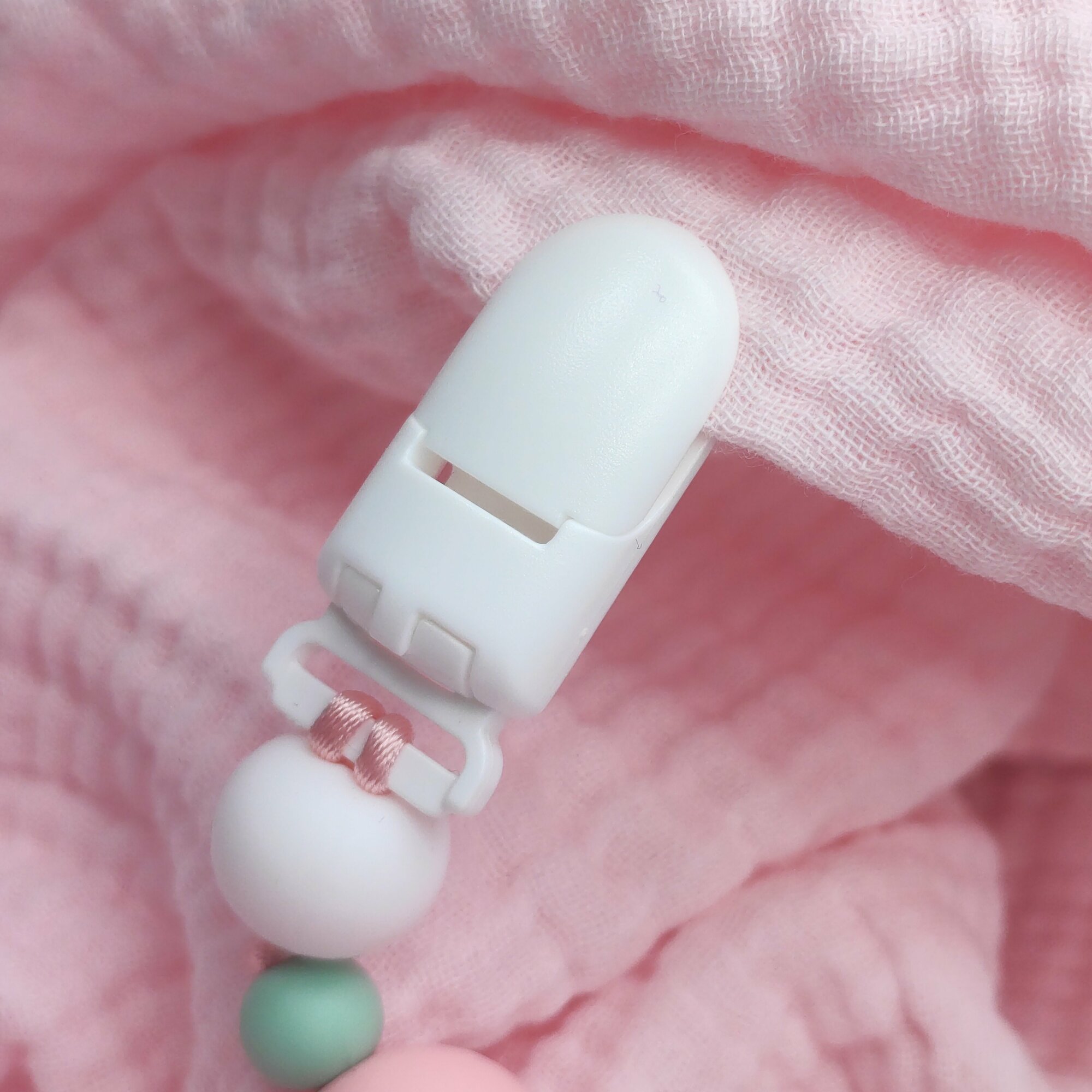 Держатель для соски - грызунок София — фото 1