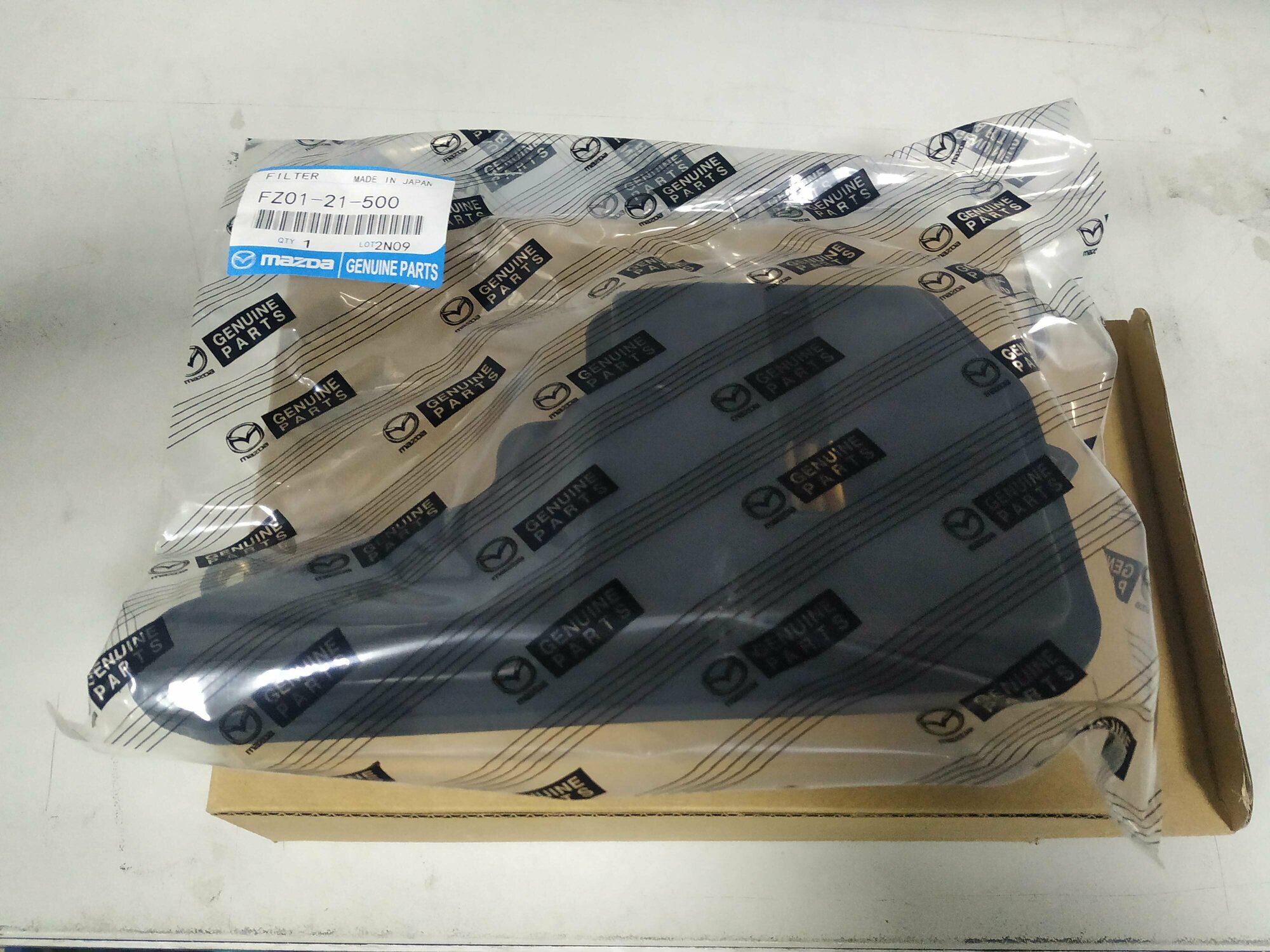 фото Фильтр АКПП FZ01-21-500 для Мазда СХ5, 6 и 3 с 2012 года