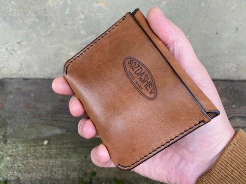 Бумажник  Авторский коричневый мини кошелек из натуральной кожи / Картхолдер / Портмоне с клапаном, фактура гладкая, черный, коричневый