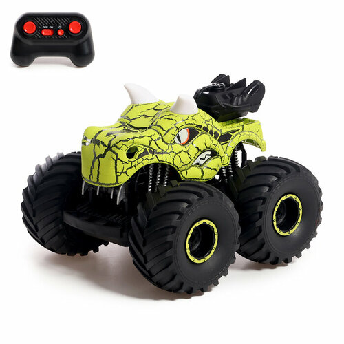 Машина-перевёртыш радиоуправляемая Финт работает от акб свет эффект дыма цвет зеленый 3595₽