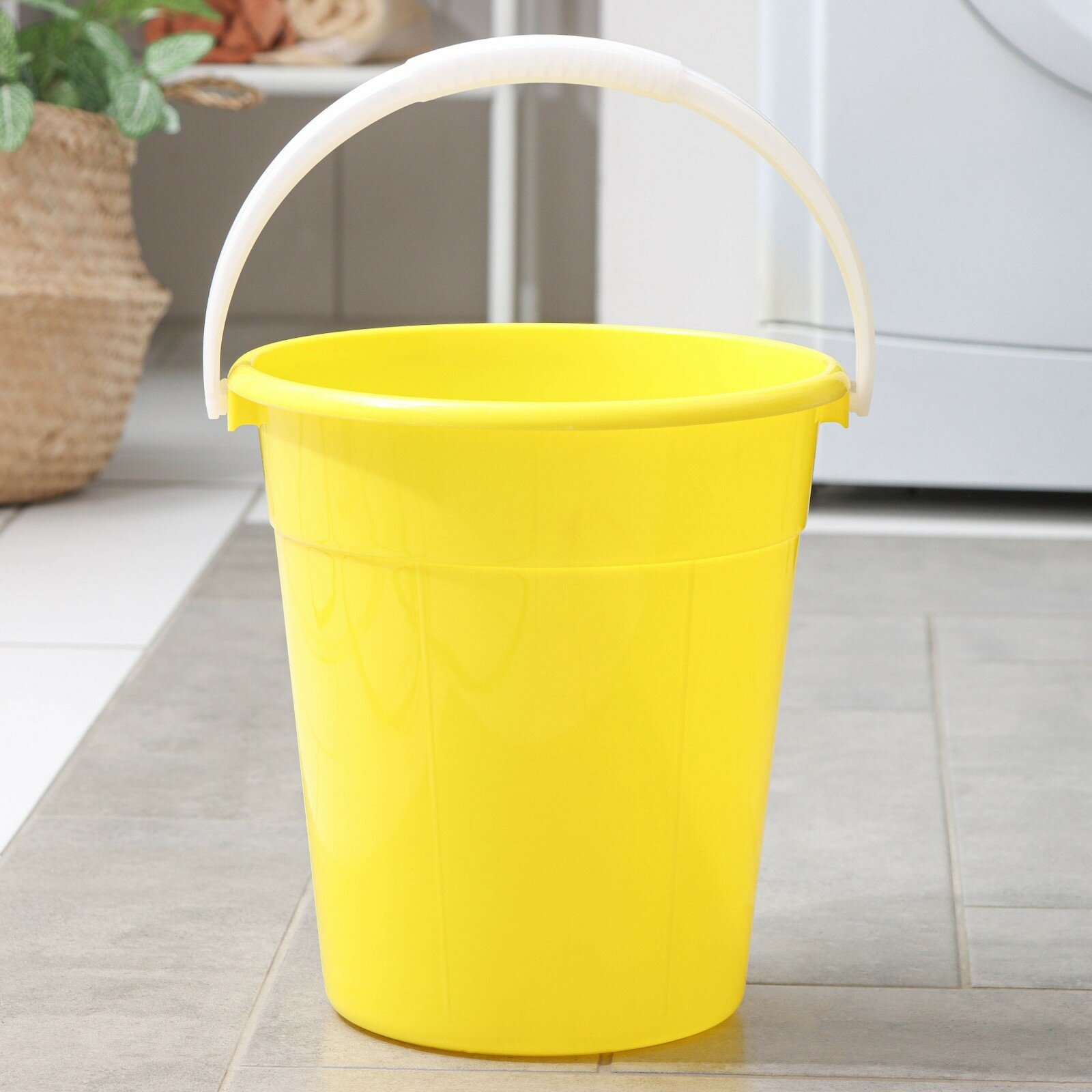 Радиан Ведро  Евро  8 л  диаметр 26 см  высота 25 2 см  круг  цвет  микс