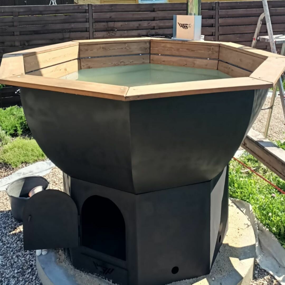 Бочки И Купели Банный чан на 3 человека, с ветрозащитой