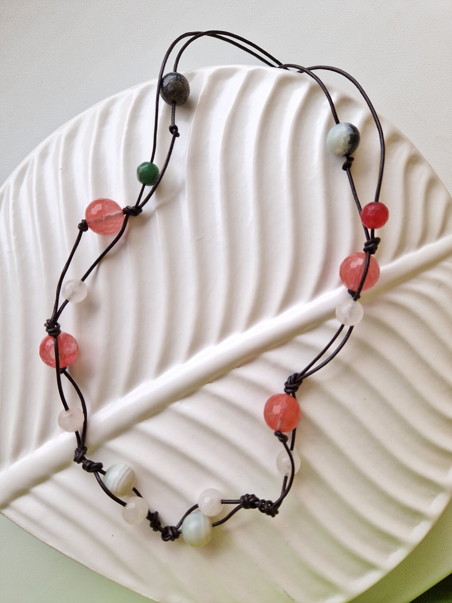 Колье, агат