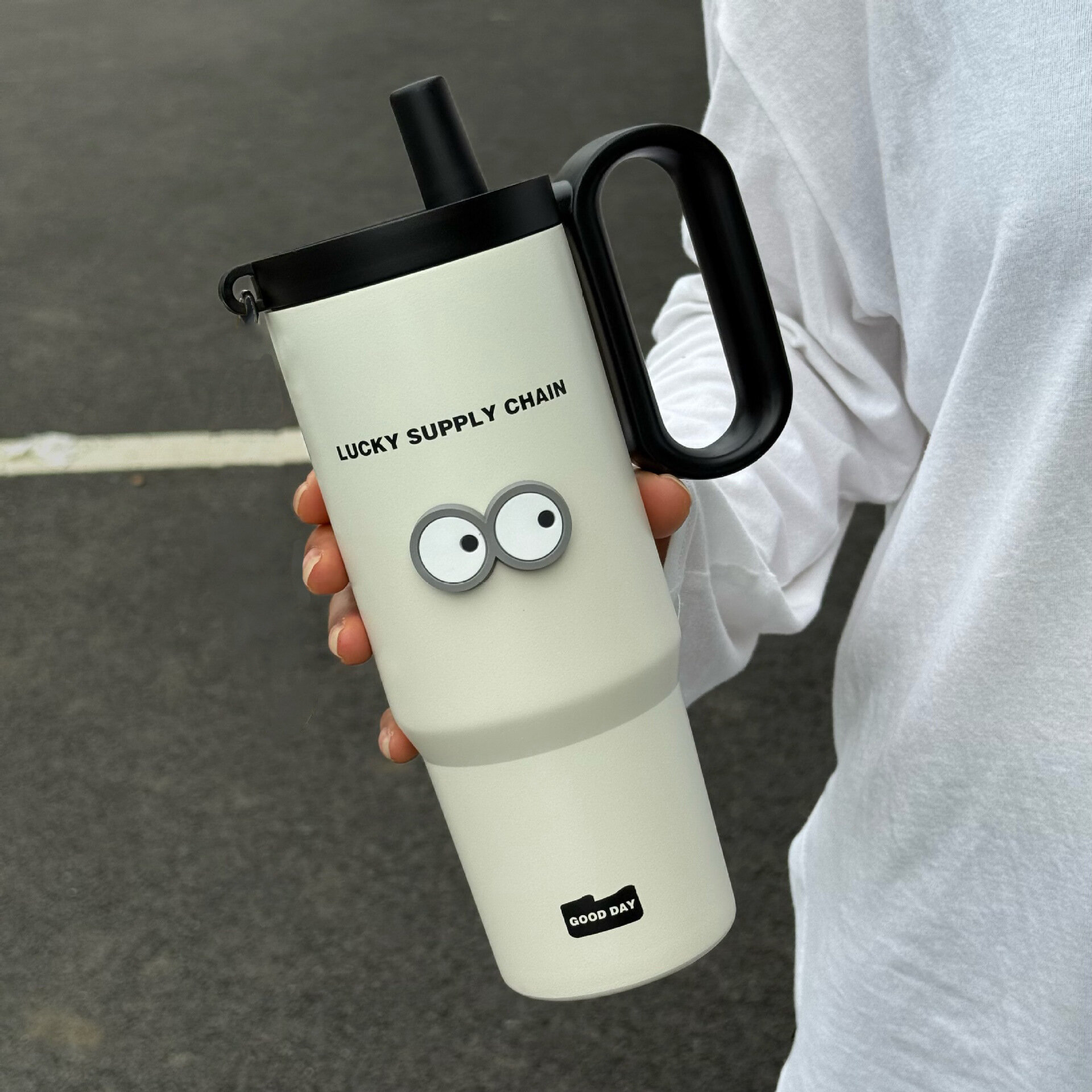 Big Mac Ice Cup Нержавеющая сталь 316 Большой емкости Изолированная чашка Красивая чашка для воды Мультфильм с ручкой из соломы