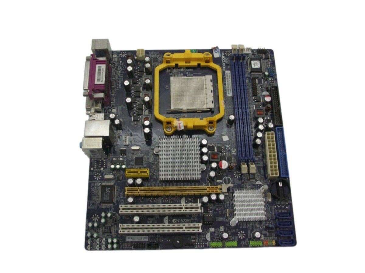 Материнская плата S-AM2+ Foxconn A74MX (AMD740/2xDDR2/SATA/SB/LAN/SVGA/DVI-D/mATX)