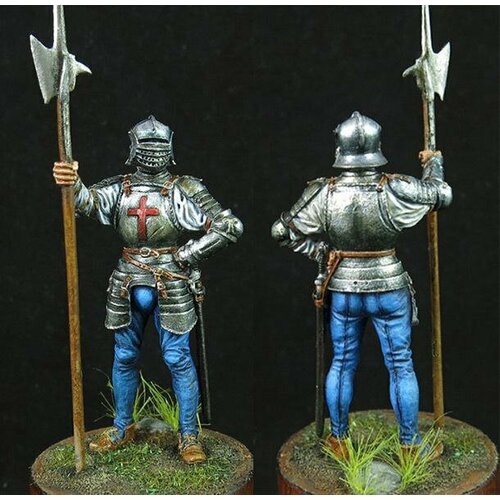 Оловянная фигурка 54-мм. Английский алебардщик