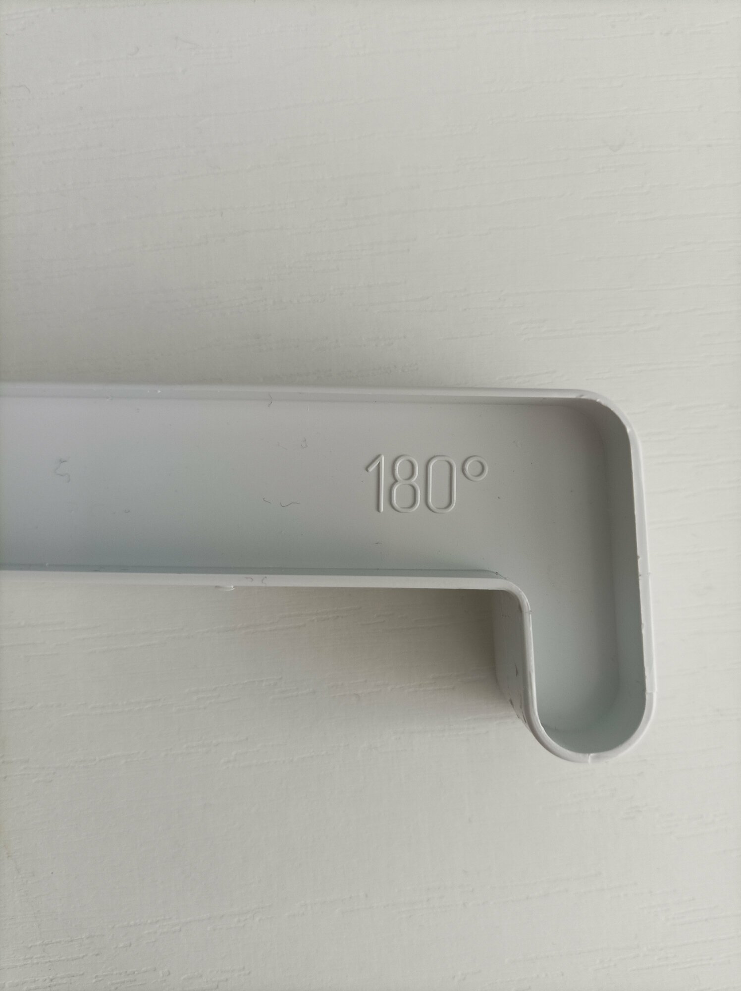 фото Соединитель для подоконника дл.700мм/150 на 180 градусов/белый цвет