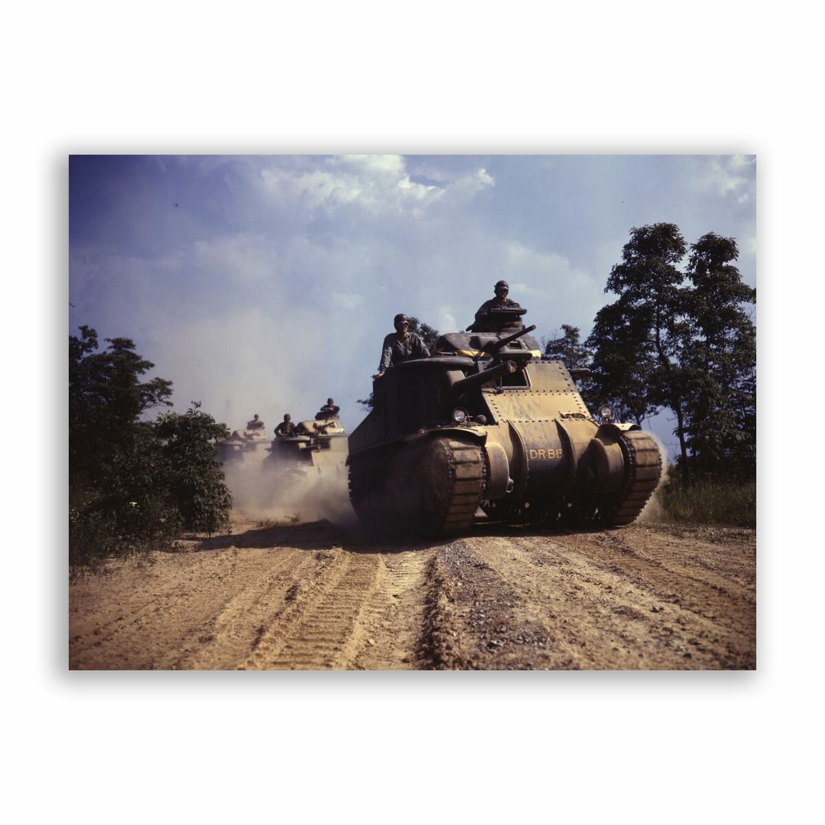 Постер плакат на бумаге / Американские военные 40-х годов - Танк / Размер 80 x 106 см