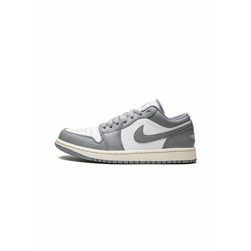 Кроссовки NIKE Air Jordan 1 Low, размер 6.5US, серый