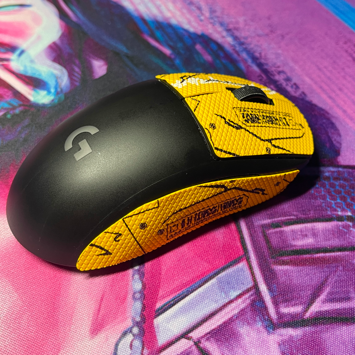 Самоклеящиеся противоскользящие накладки / грипсы для мыши Logitech G Pro x Superlight или G Pro Wireless Cyberpunk — фото 1