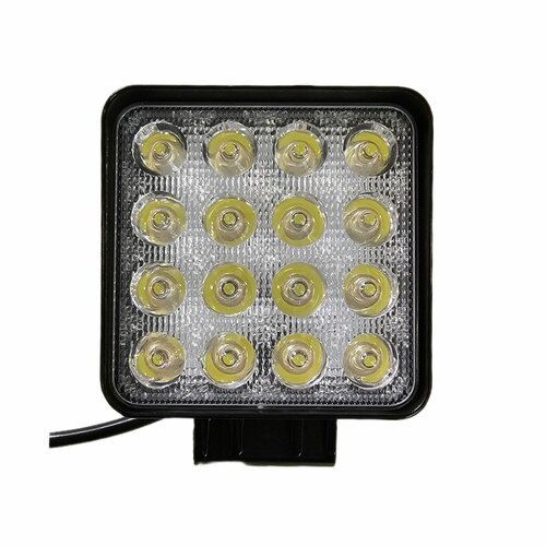 Фара квадратная направленный свет 16 диодов 48W 108x108x47 1224V M Master Part MPE-SQ48W-16LED-47S 1900₽