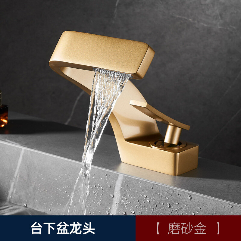 фото Полностью медный смеситель для раковины, легкая роскошь, золотой креативный водопад, бытовой умывальник с одним отверстием, умывальник для лица, горячий и холодный