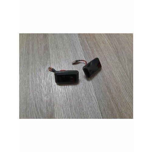 Поворотники в крылья диодные Ауди А6 S6 А80 А100 Гольф 12 1783₽