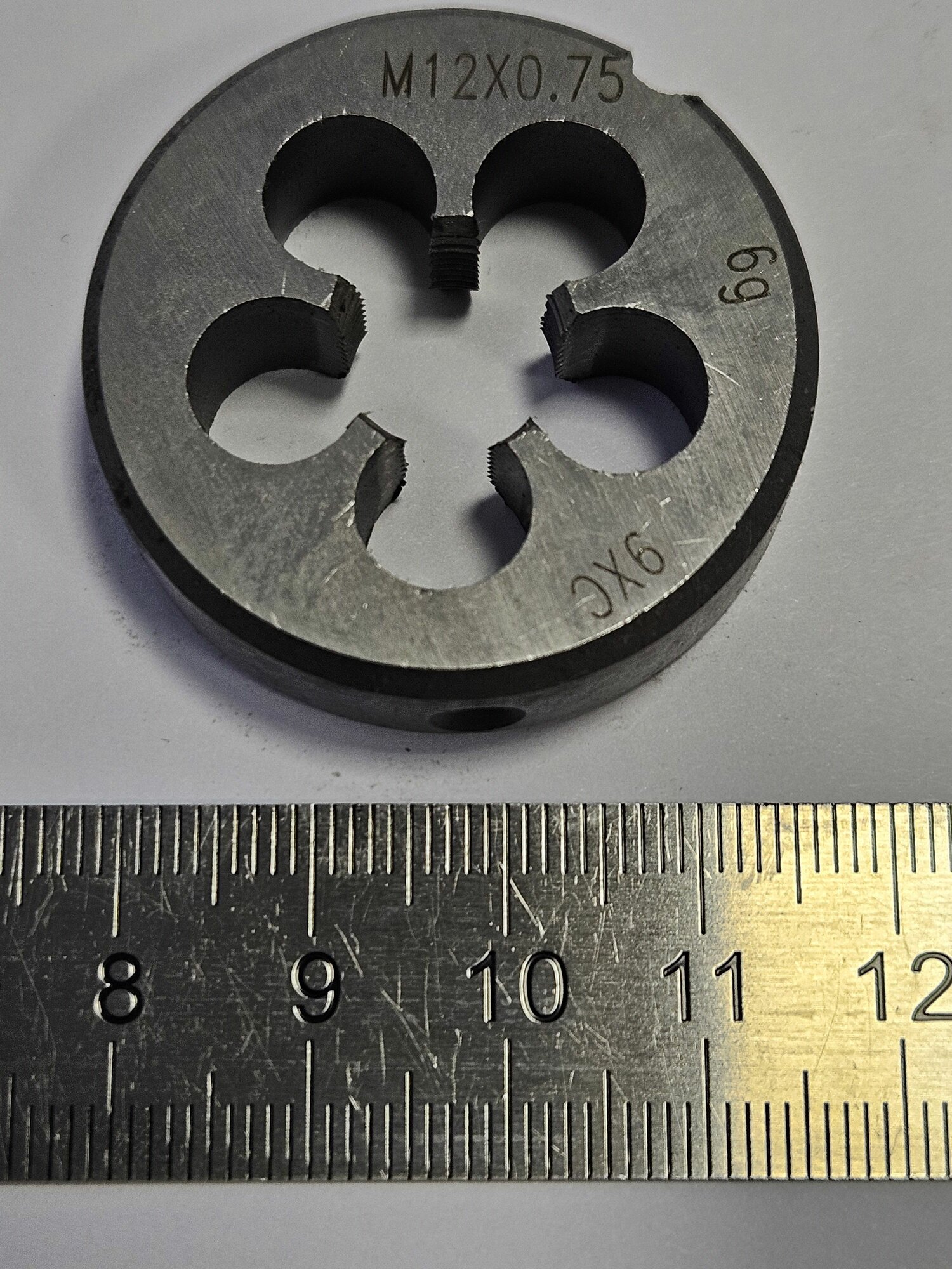 Плашка метрическая М12х0,75