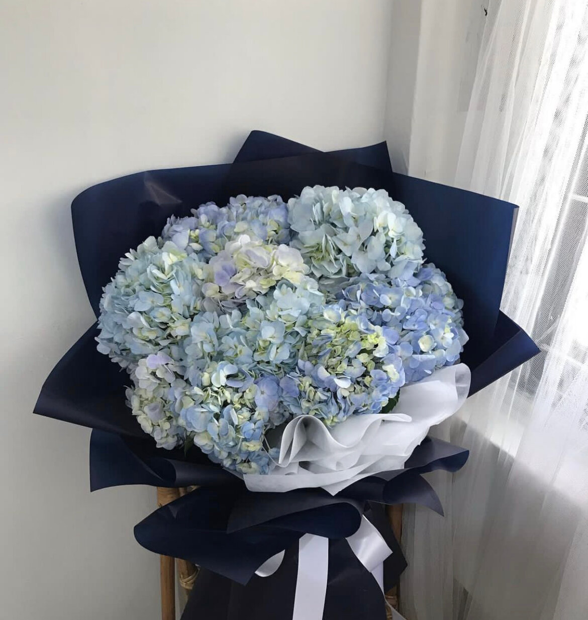 Премиум букет из голубой гортензии, цветы премиум, шикарный, красивый букет цветов, гортензия.