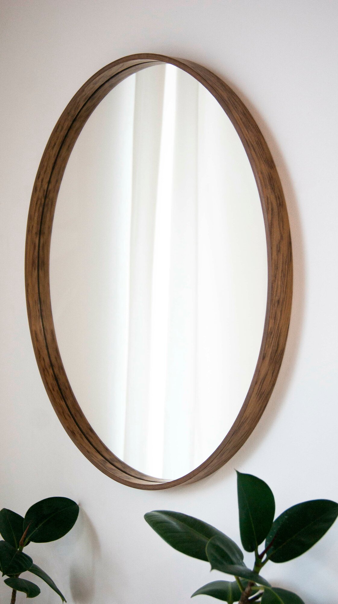 Зеркало круглое, 70см, в деревянной раме, бренд Creatrix center