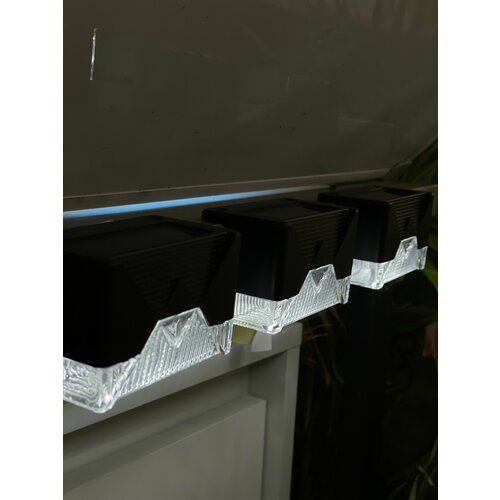 Набор уличных светильников накладных 4 штуки на солнечной батарее 990₽