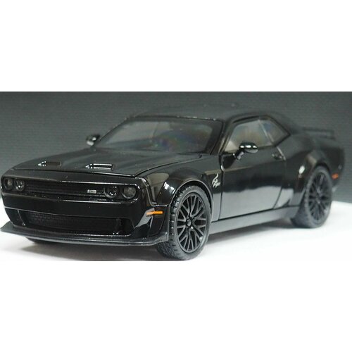 Модель автомобиля Dodge SRT Demon. Свет, звук.