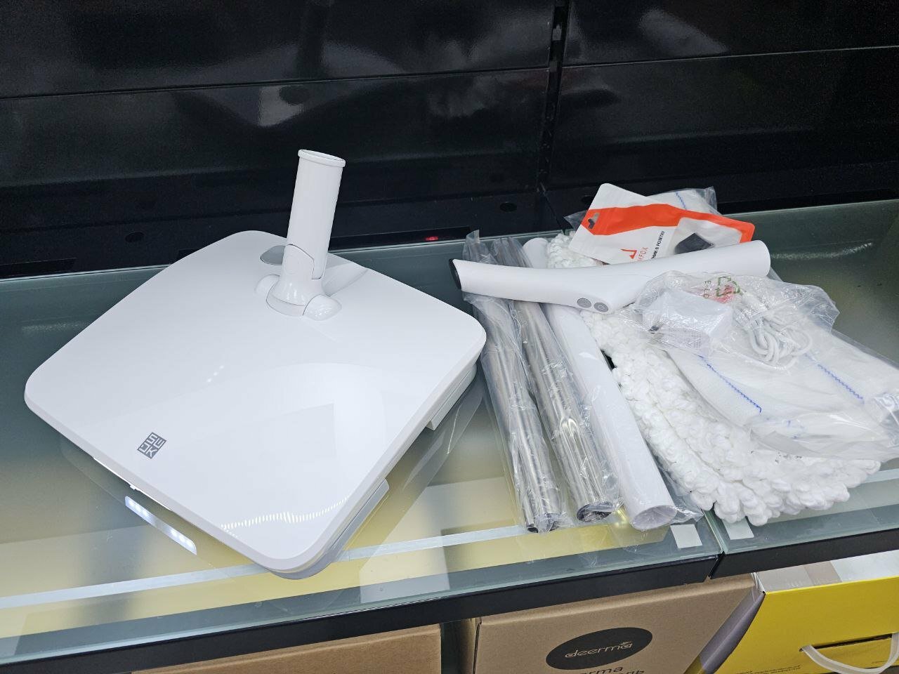 фото Робот-пылесос моющий Mijia SWDK D260 Уценка