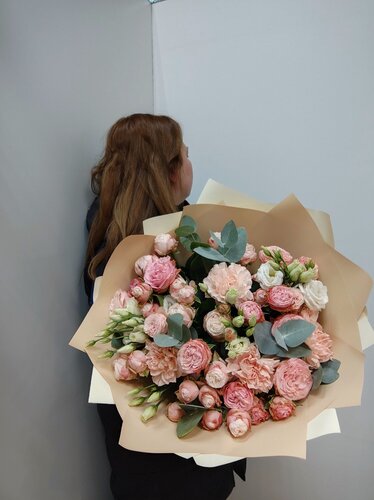 Изображение товара Букет "Крем-брюле", сборный, 12 цветов, круглый, высота 50 см