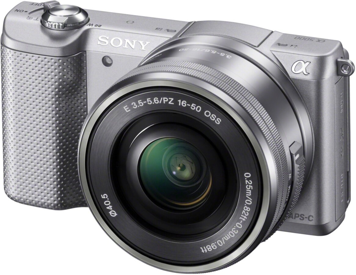 Компактный фотоаппарат Sony Alpha A5000 Kit