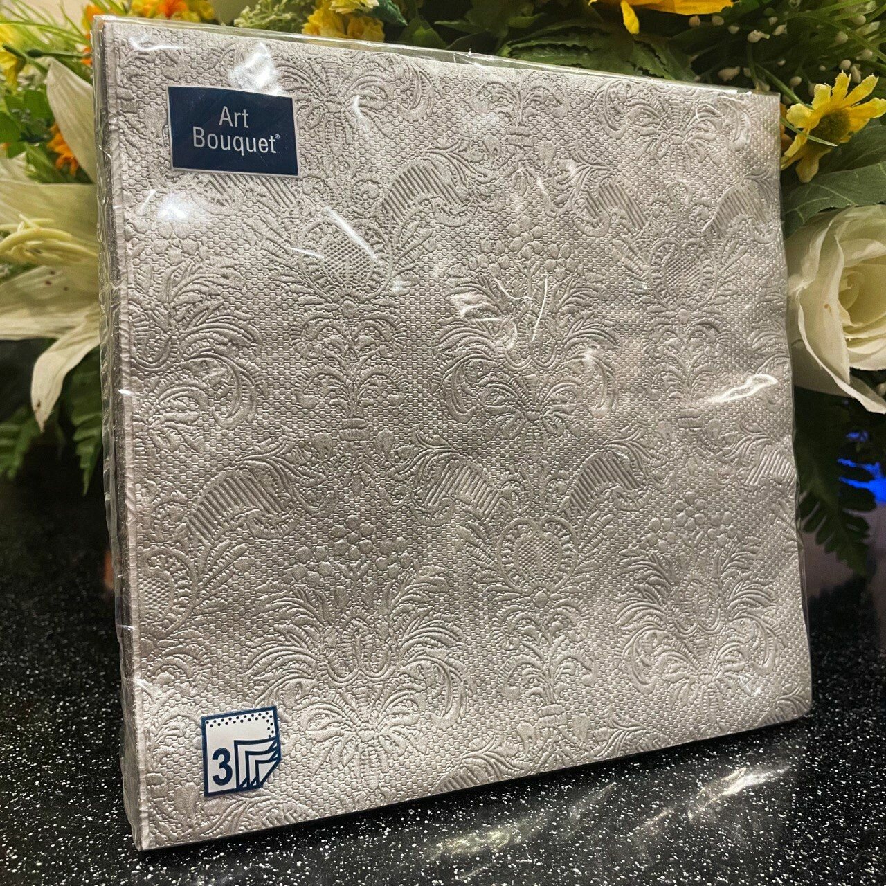 Салфетки бумажные Art Bouquet Барокко серебряные 3 слоя 33*33см 16шт Desna design - фото №1