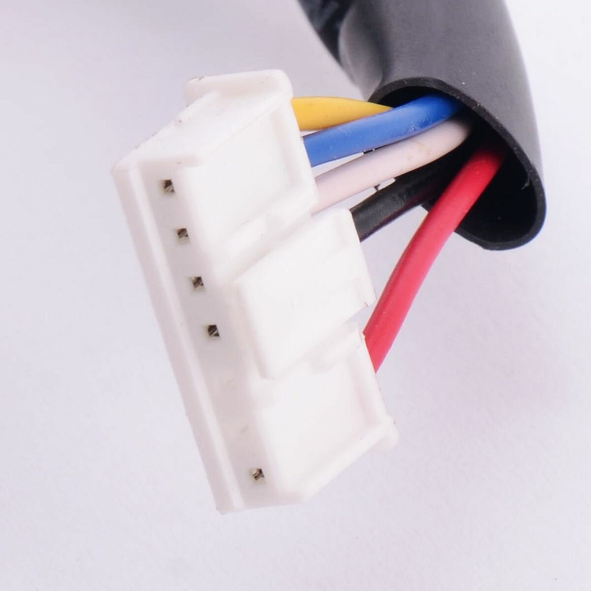 Электродвигатель внутреннего блока ARW61M8P30AC (014030) — фото 1