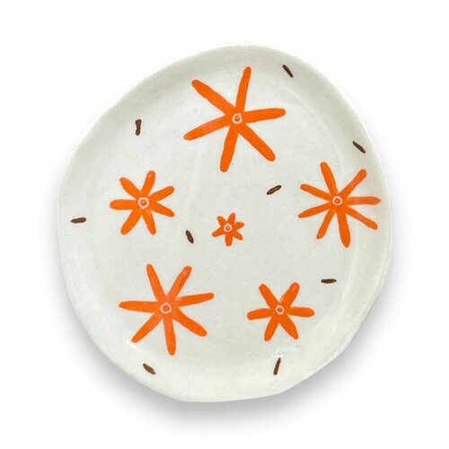 Тарелка ручной работы с росписью Оранжевые цветы керамика 12 см 1827₽