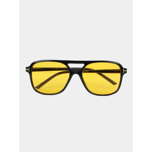 Солнцезащитные очки черныйжелтый 295₽