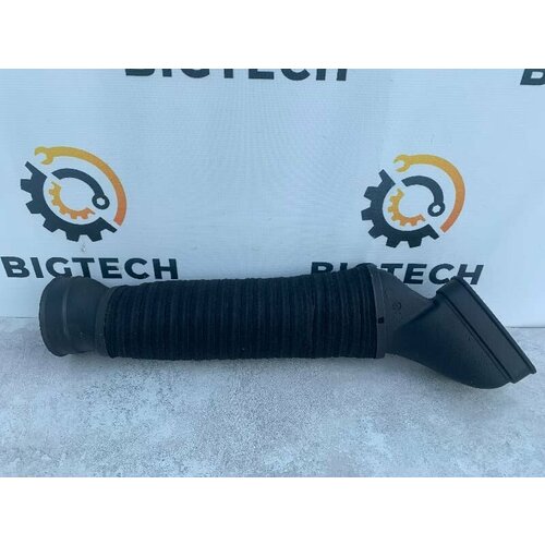 Патрубок воздушного фильтра левый Mercedes Benz S-Class W221 A2720903382