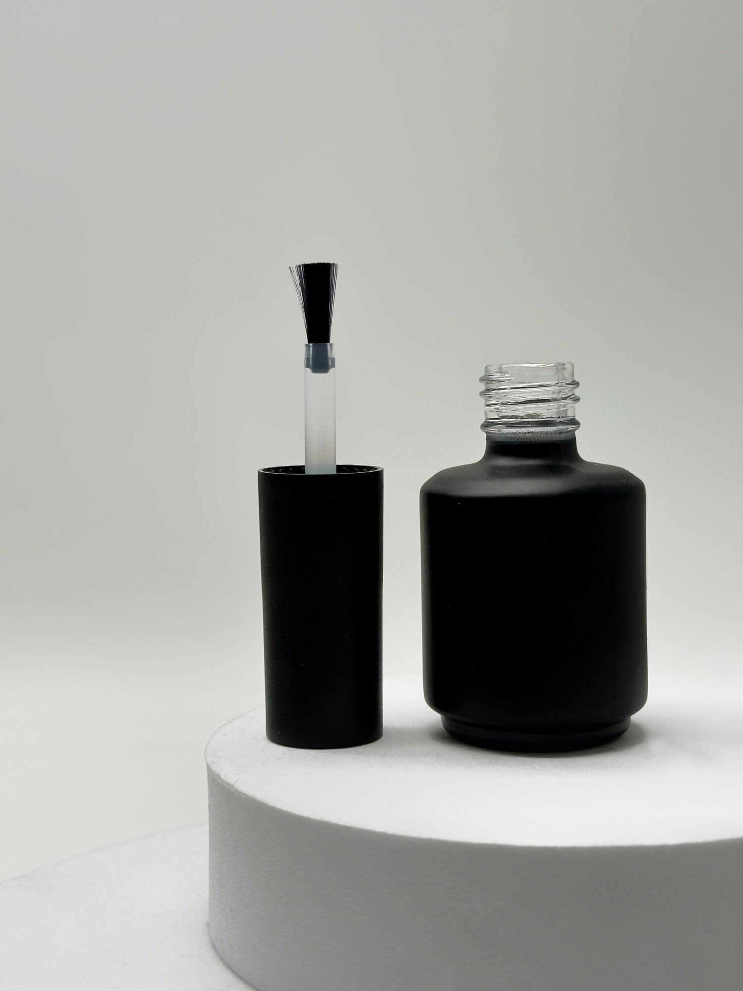 Пустой флакон с кисточкой, 15мл — фото 1