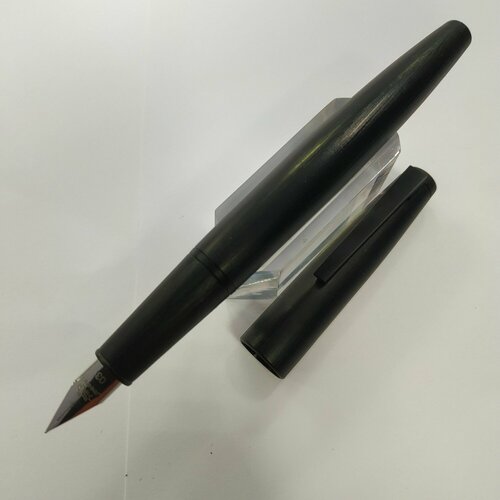 Перьевая ручка супер тонкого написания 03 