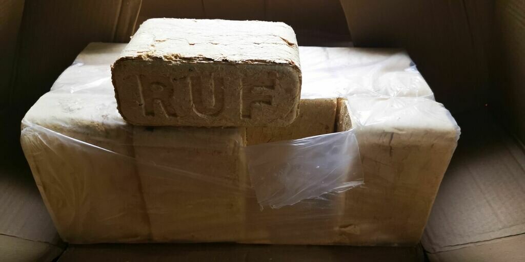 Изображение Топливные брикеты RUF, 10 кг/12 шт, береза/сосна, высокая теплоотдача, без искр