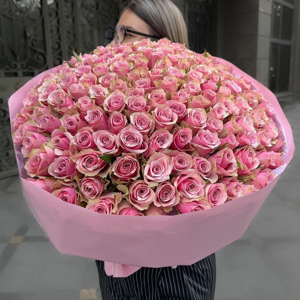 151 роза (роза 151 шт) высота букета 40 см ширина букета 45 см