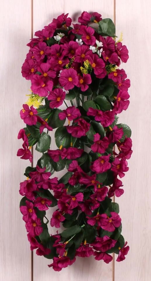 Искусственные цветы для декора Фиалка свисающая GreenHol, длина 48, бордовая, декоративные цветы интерьера — фото 1