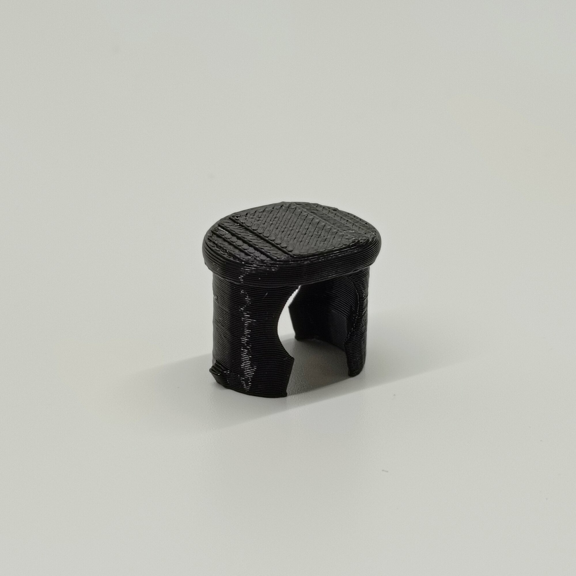 Втулка амортизатора задней двери Mitsubishi, 2 штуки, черная