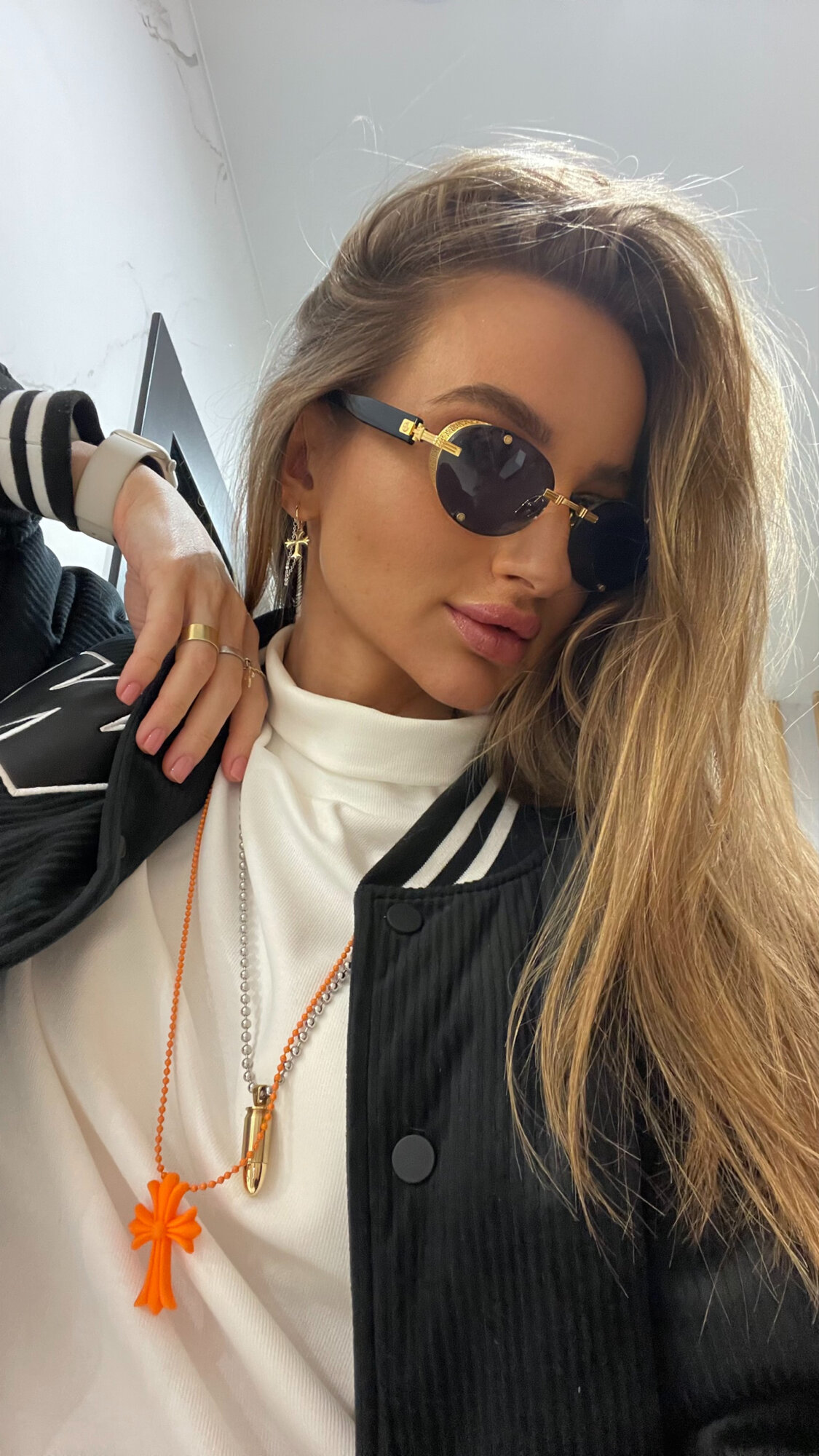 Солнцезащитные очки BALMAIN, черный/аристократично золотой — фото 1