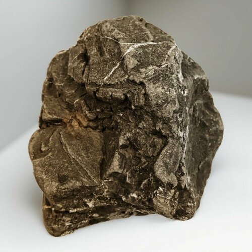 бежевый, красный, бежевый