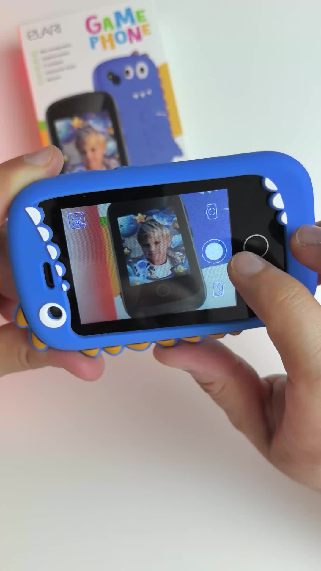 Детский умный телефон Elari GamePhone с развивающим контентом, черный/розовый — фото 1