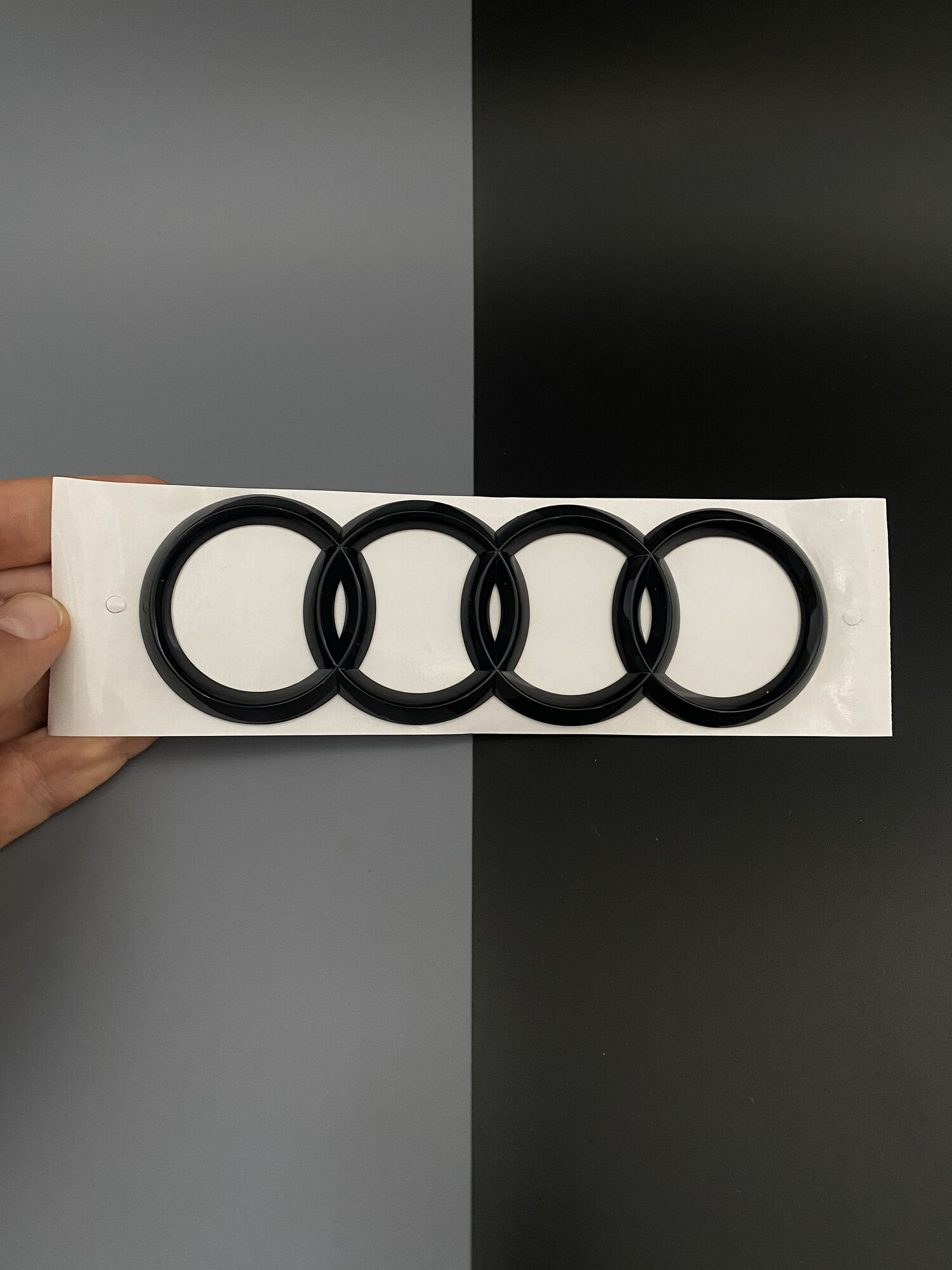 Эмблема багажника Ауди / значок AUDI A1 A3 S3 A4 S4 A5 S5 A6 A8